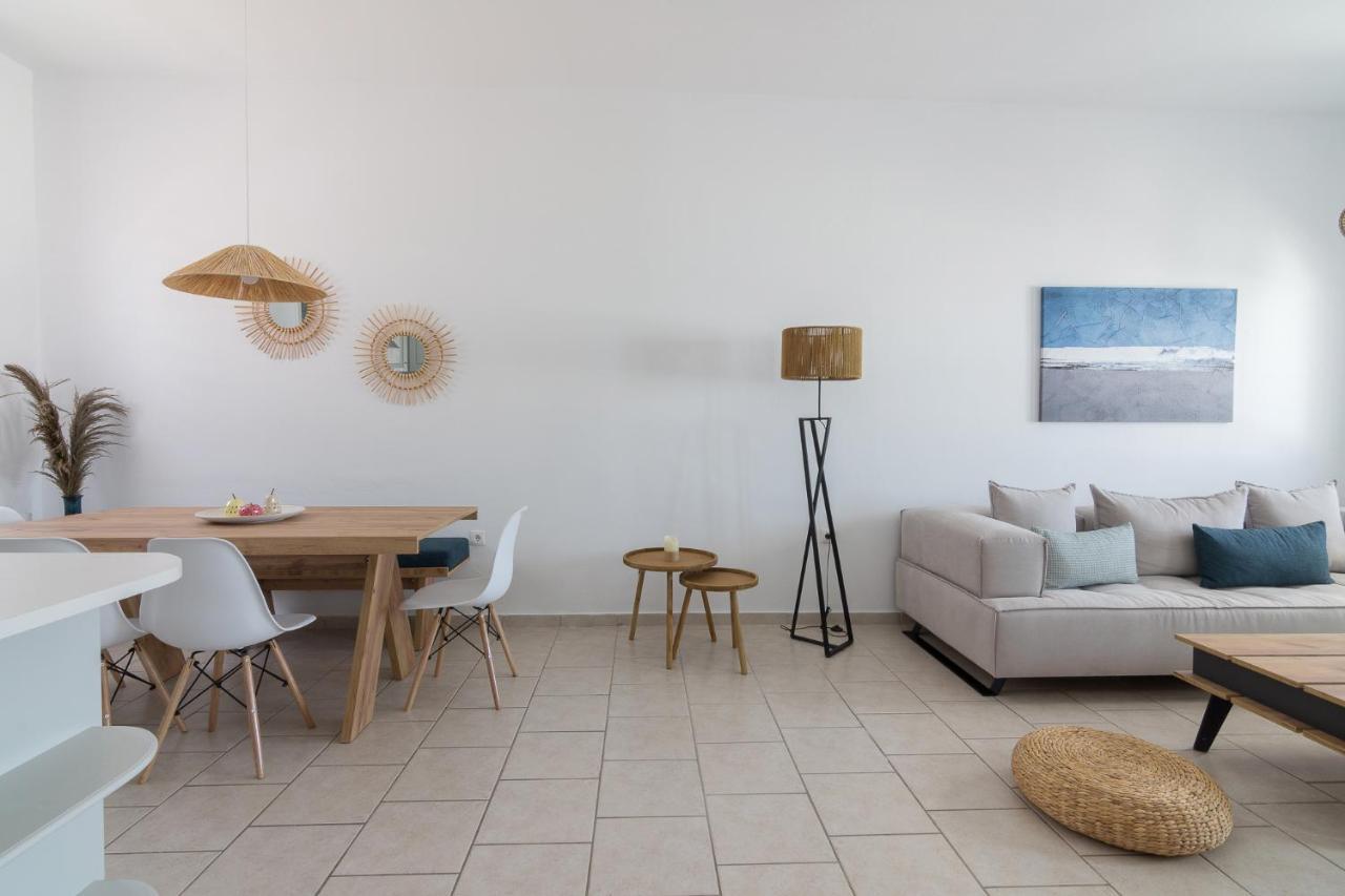 Nice And Spacious Apartment In Paros Náousa Exterior photo